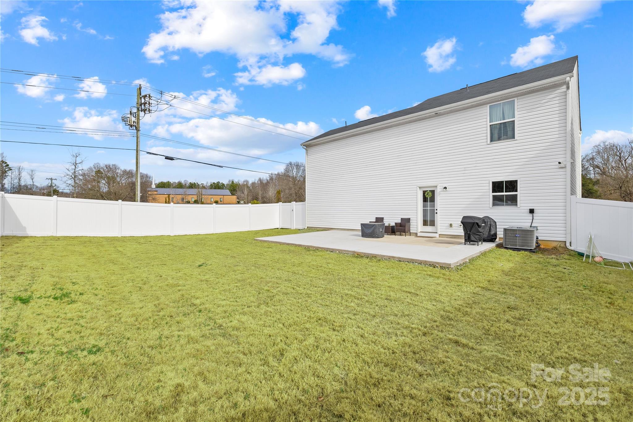 4447 Wild Rdg Drive Charlotte, NC 28215 - Photo 22 of 30 a view of a backyard