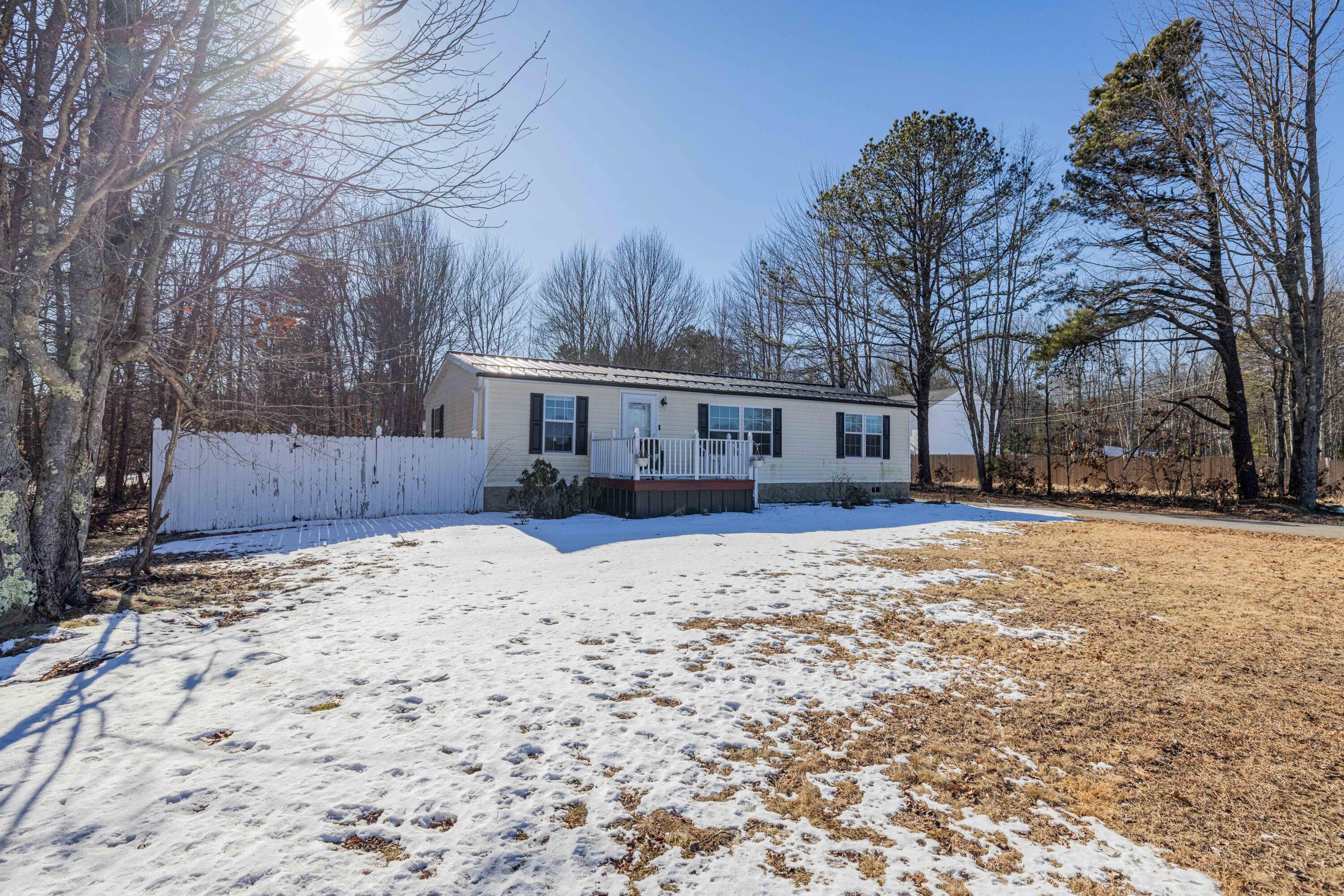 260 Alfred Road Kennebunk, ME 04043 - Photo 4 of 36 3G0A9865