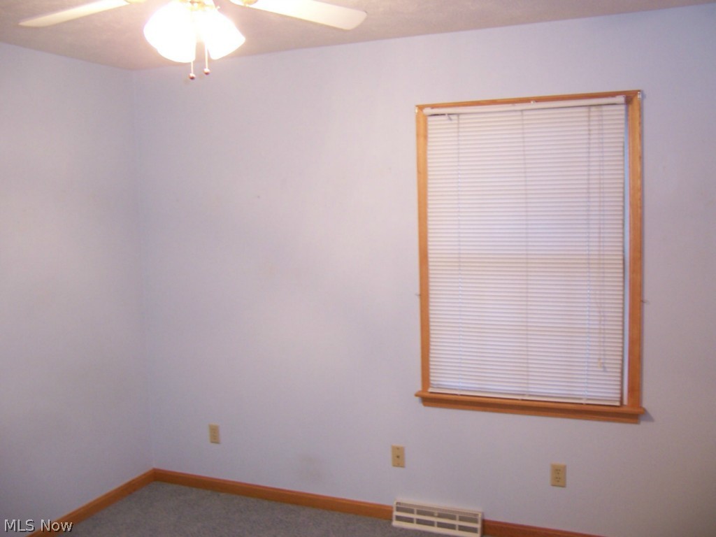 420 Ansel Road Geneva, OH 44041 - Photo 17 of 22 Bedroom Three