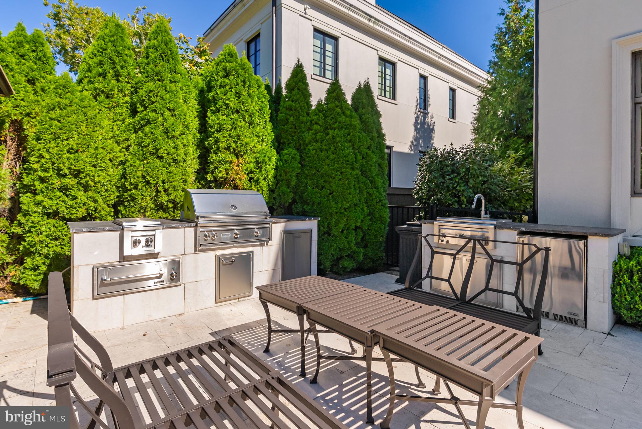 2107 Foxhall Road Northwest Washington, DC 20007 - Photo 26 of 64 Lynx Outdoor Kitchen with Griddle, Grill, Sink