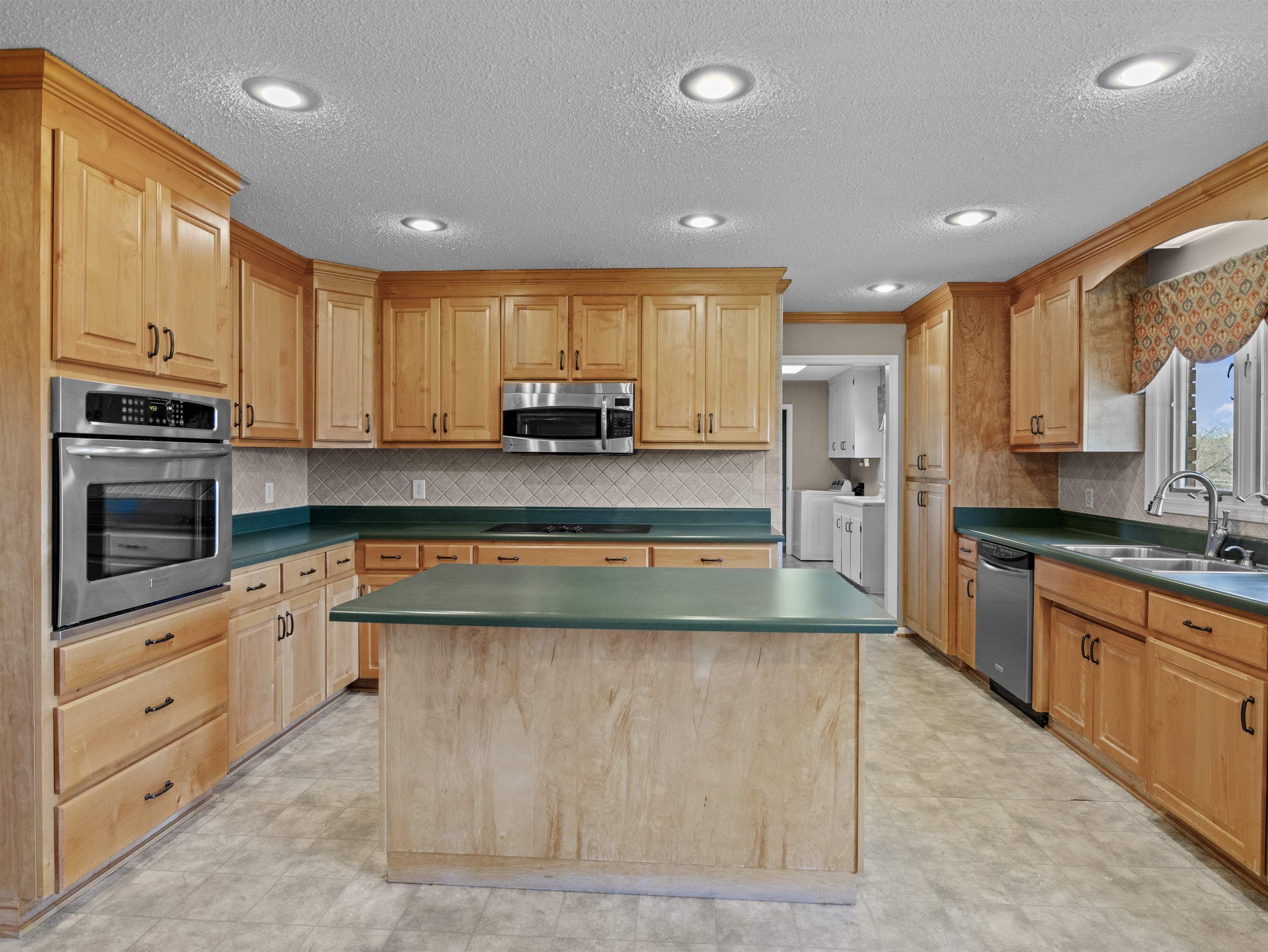 135 School Road Campobello, SC 29322 - Photo 7 of 28 Gallery Image 7