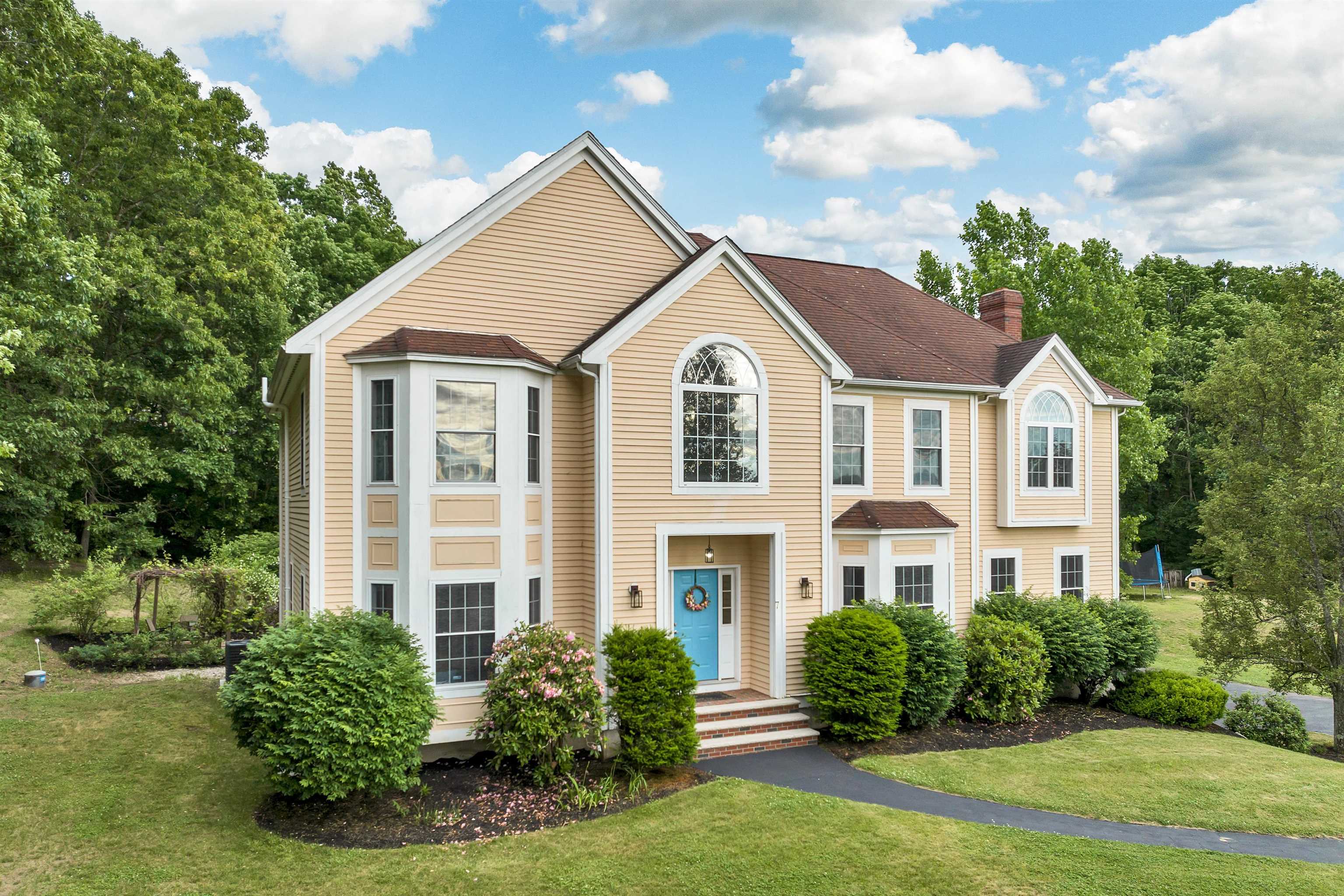 7 Candlewood Road Windham, NH 03087 - Photo 13 of 40