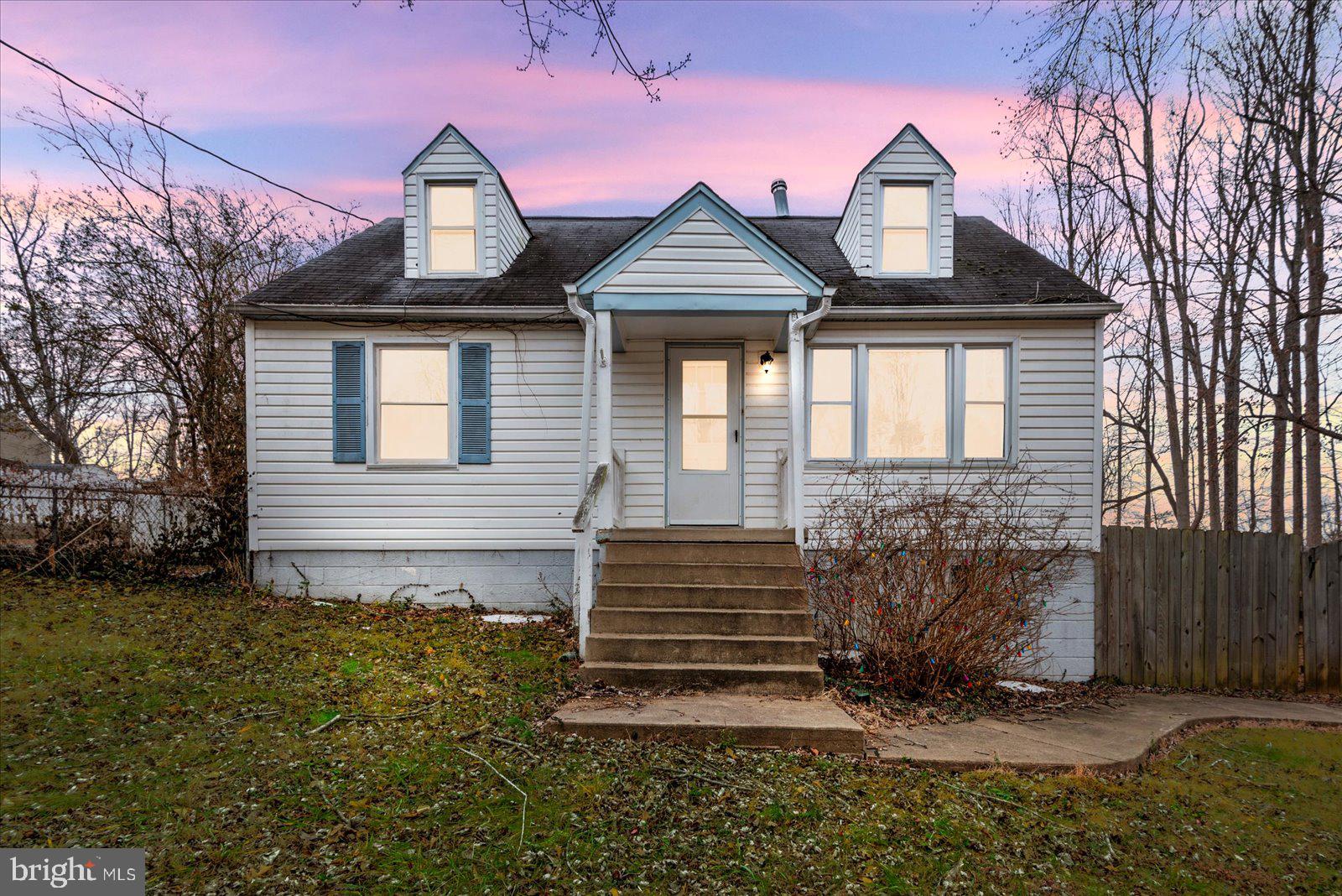 187 Onville Road Stafford, VA 22556 - Photo 2 of 33 Welcome Home! 4 Bedroom North Stafford Cape!
