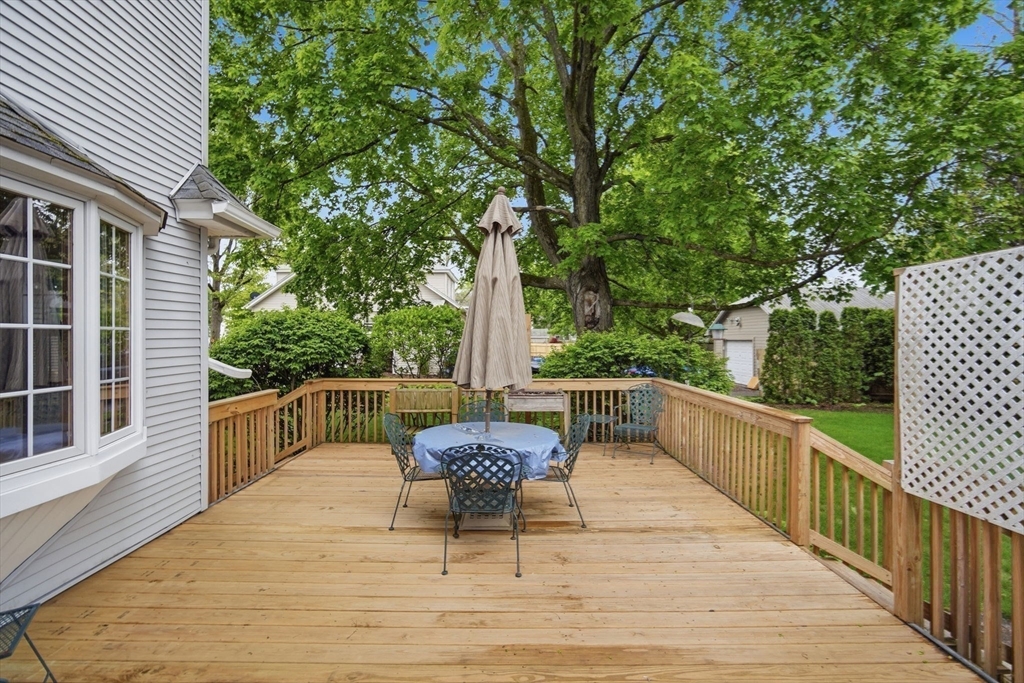 20 Athol Street Springfield, MA 01107 - Photo 36 of 40