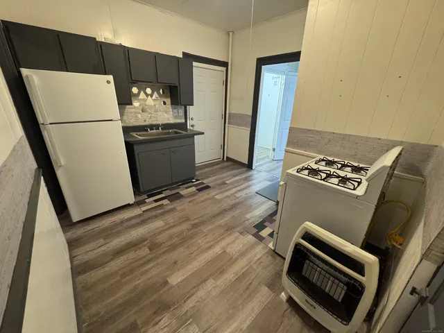 $489,900 | 74 Holmes Avenue, Waterbury, CT 06710