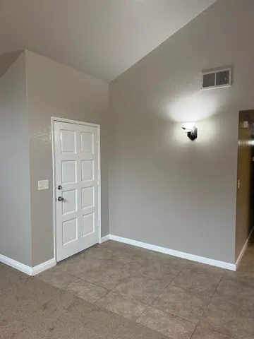 $2,100 | 7738 North Woodrow Avenue, Fresno, CA 93720