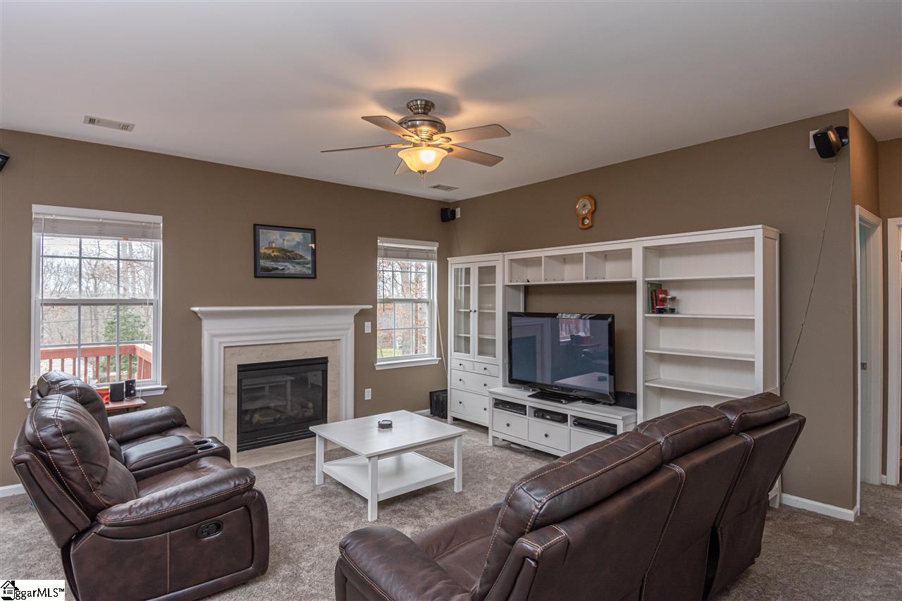 105 Ridgebrook Way Greenville, SC 29605 - Photo 8 of 32 Gallery Image 8