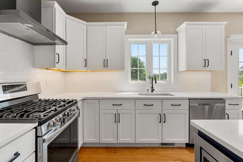 23 Windchime Road Easton, MA 02375 - Photo 8 of 41 Gallery Image 8