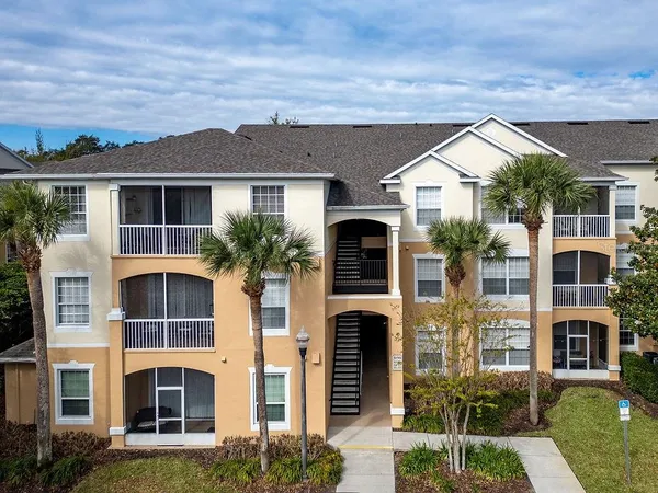 $2,100 | 3190 Dante Drive, Unit 305, Orlando, FL 32835