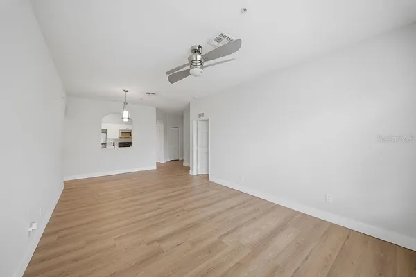 $2,100 | 3190 Dante Drive, Unit 305, Orlando, FL 32835