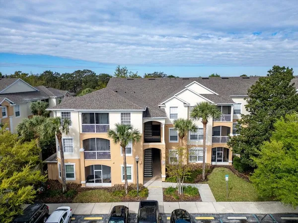 $2,100 | 3190 Dante Drive, Unit 305, Orlando, FL 32835