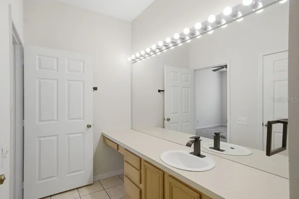 $2,100 | 3190 Dante Drive, Unit 305, Orlando, FL 32835