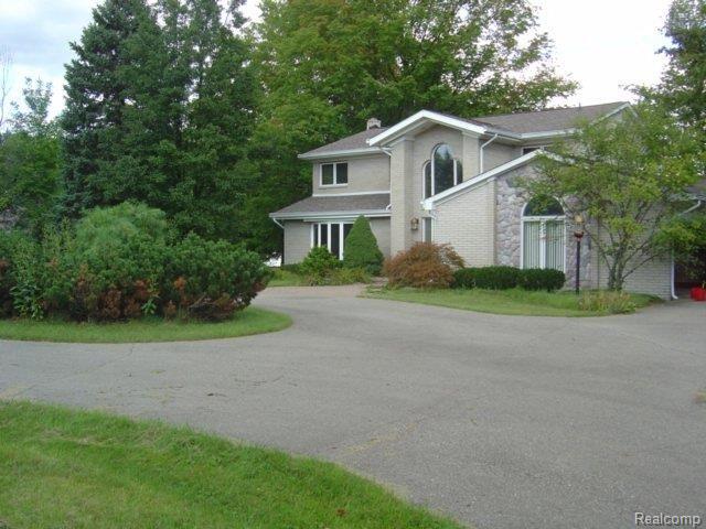 9600 Sashabaw Road Clarkston, MI 48348 - Photo 1 of 24 CIRCULAR DRIVE