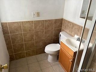 1597 Brentwood Road Bay Shore, NY 11706 - Photo 21 of 28