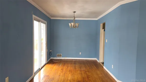 $559,900 | 1597 Brentwood Road, Bay Shore, NY 11706