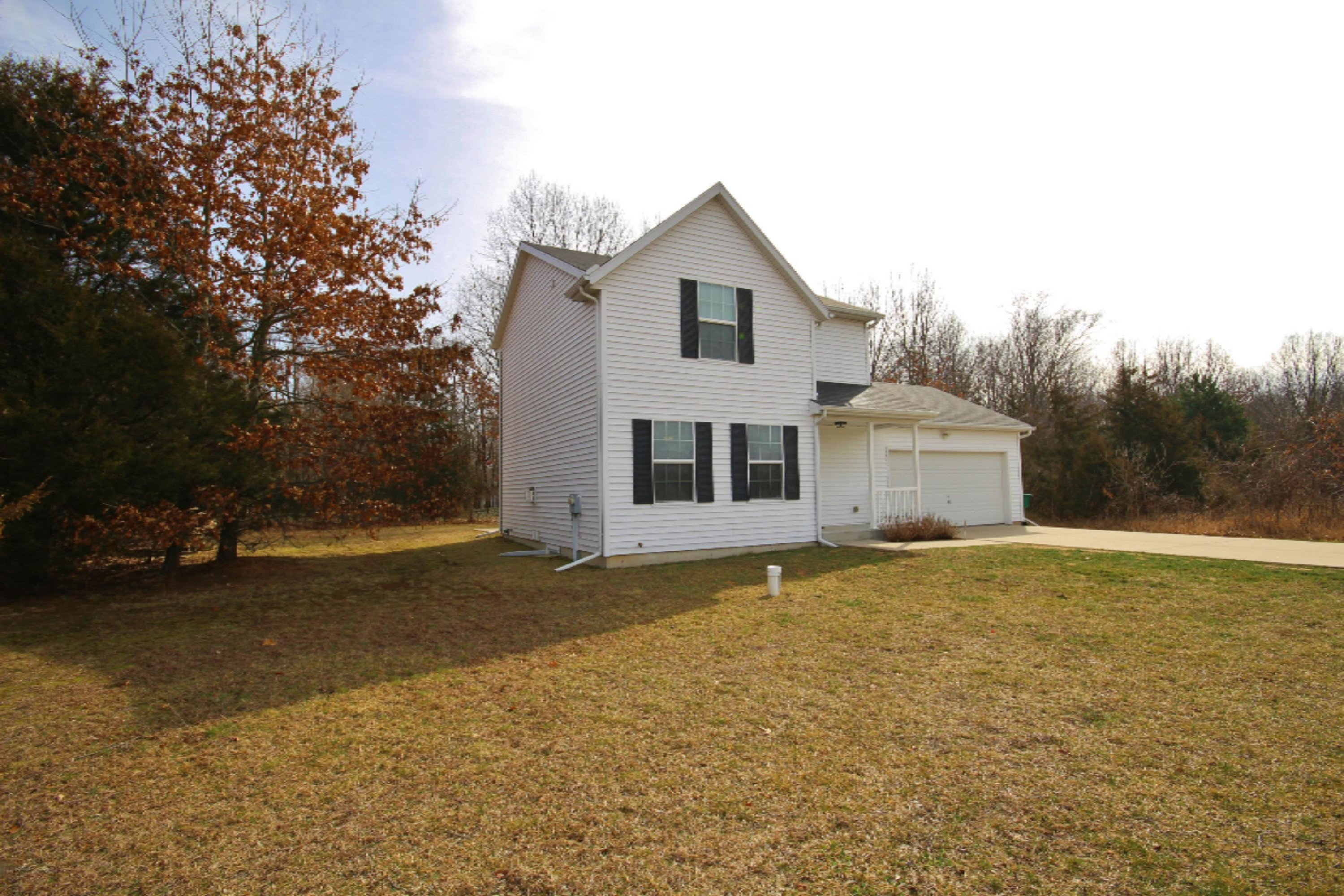 57935 James Drive Three Rivers, MI 49093 - Photo 2 of 23 IMG_6218