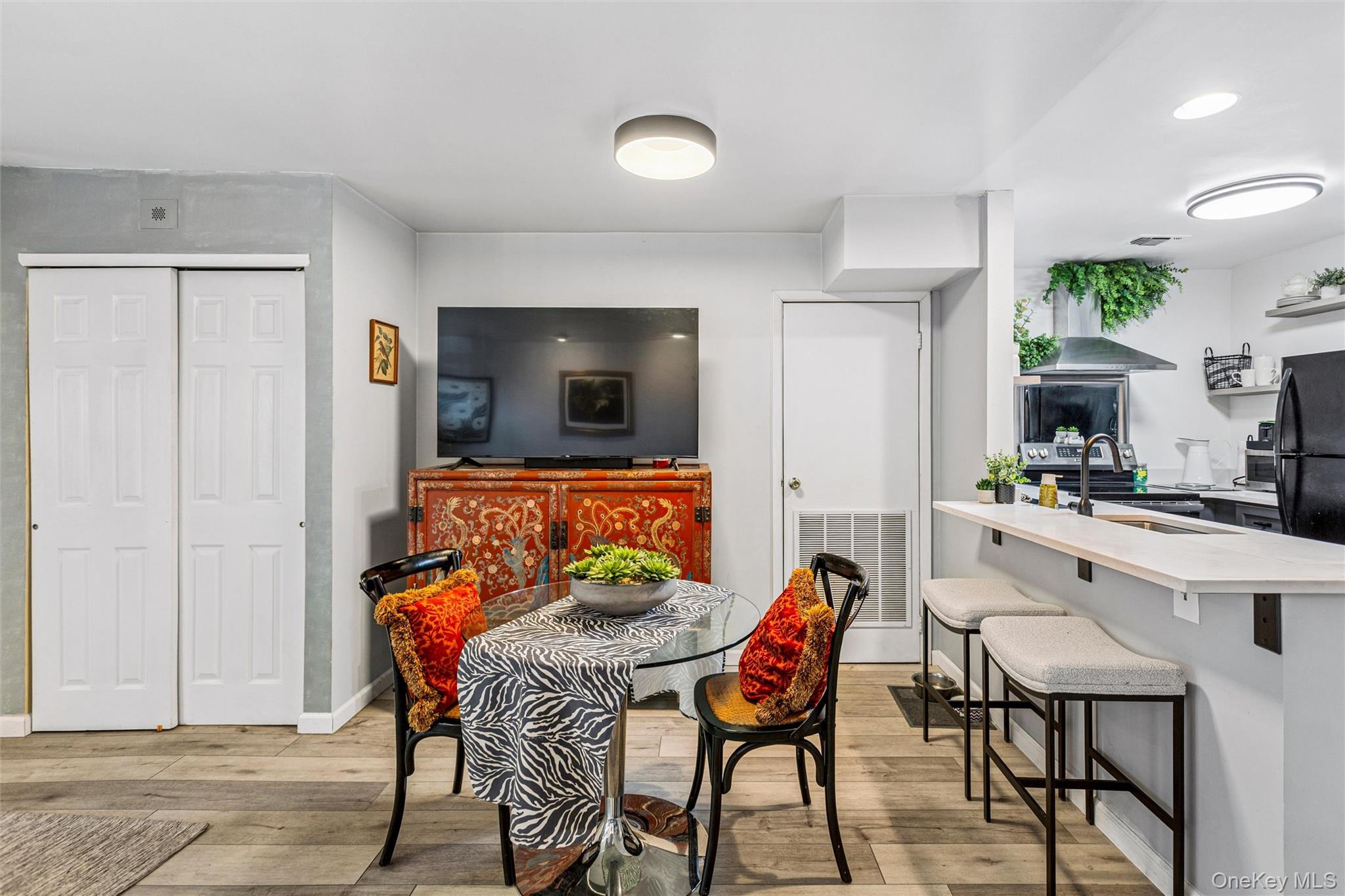 811 Shore Road, Unit 11 Long Beach, NY 11561 - Photo 7 of 33