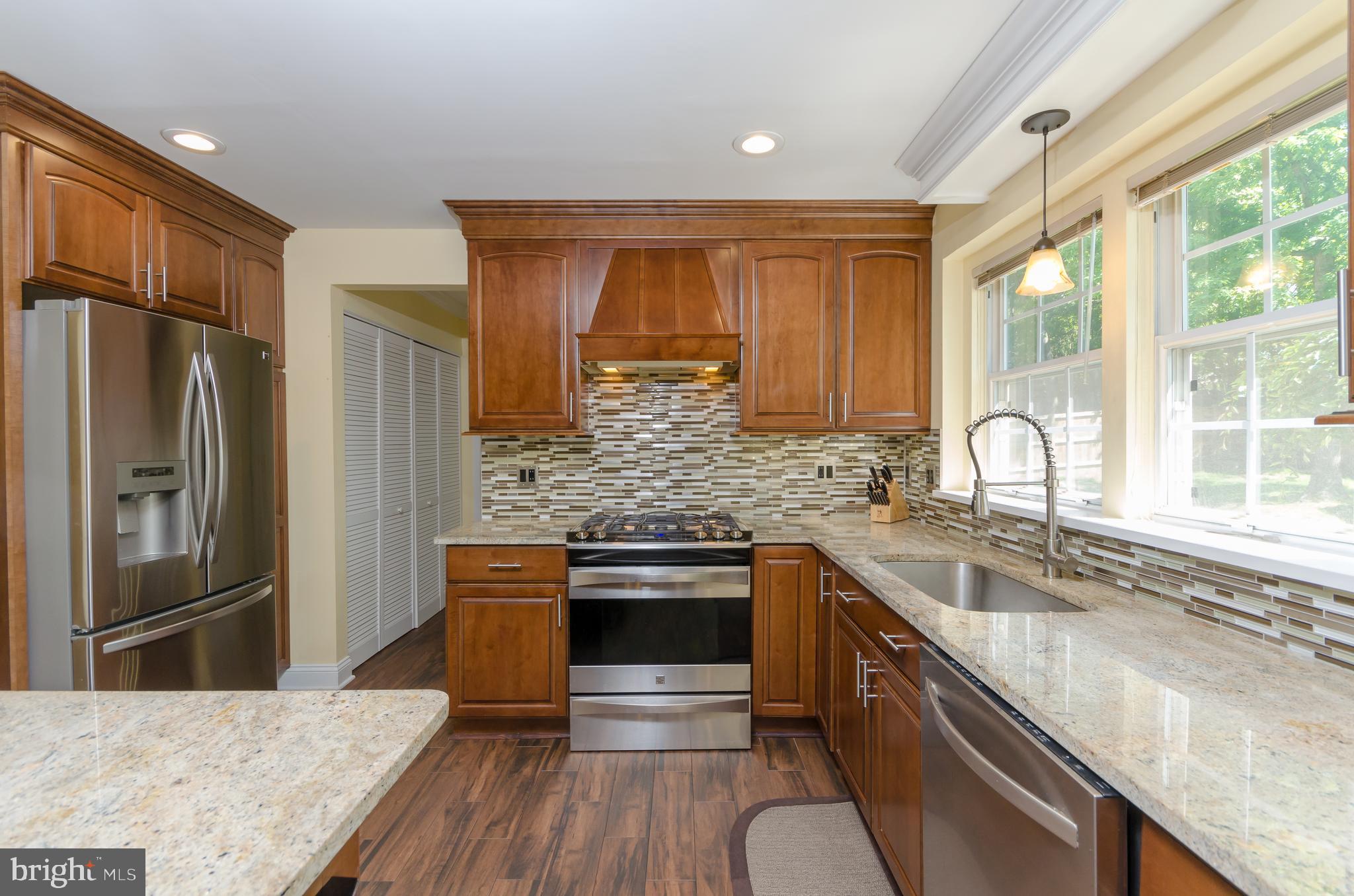 7203 Kyle's Landing Springfield, VA 22150 - Photo 16 of 48 Gallery Image 16