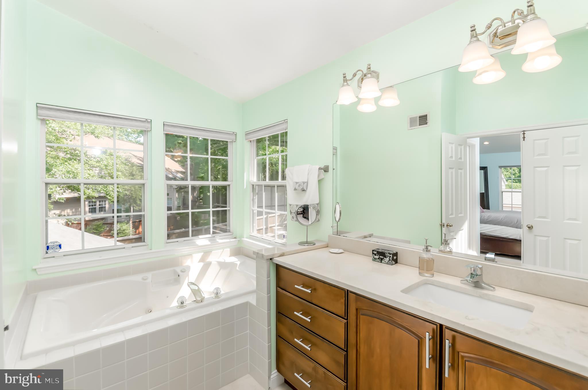 7203 Kyle's Landing Springfield, VA 22150 - Photo 22 of 48 Gallery Image 22
