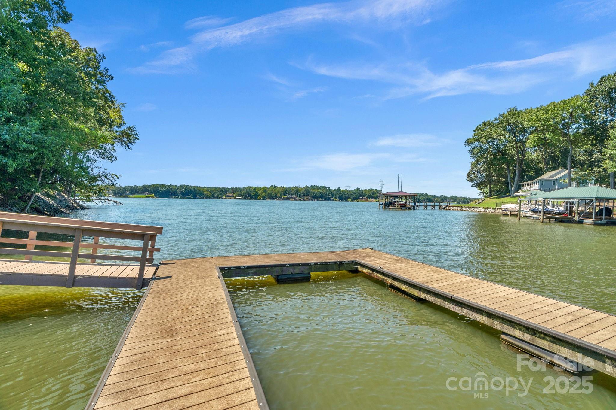 8623 Island Point Road Charlotte, NC 28278 - Photo 38 of 48 Gallery Image 38