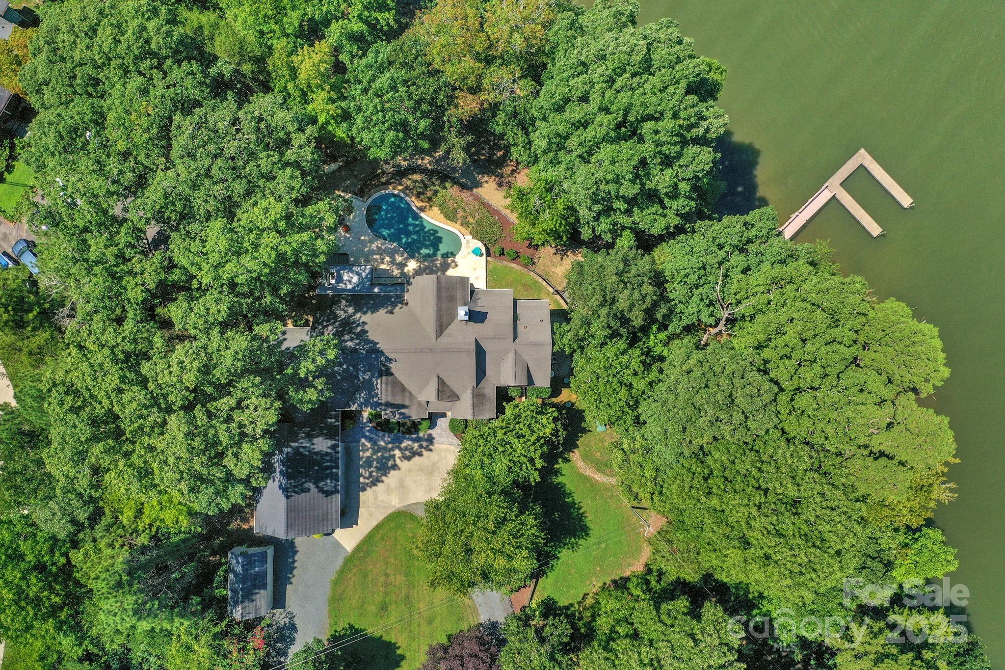 8623 Island Point Road Charlotte, NC 28278 - Photo 39 of 48 Gallery Image 39