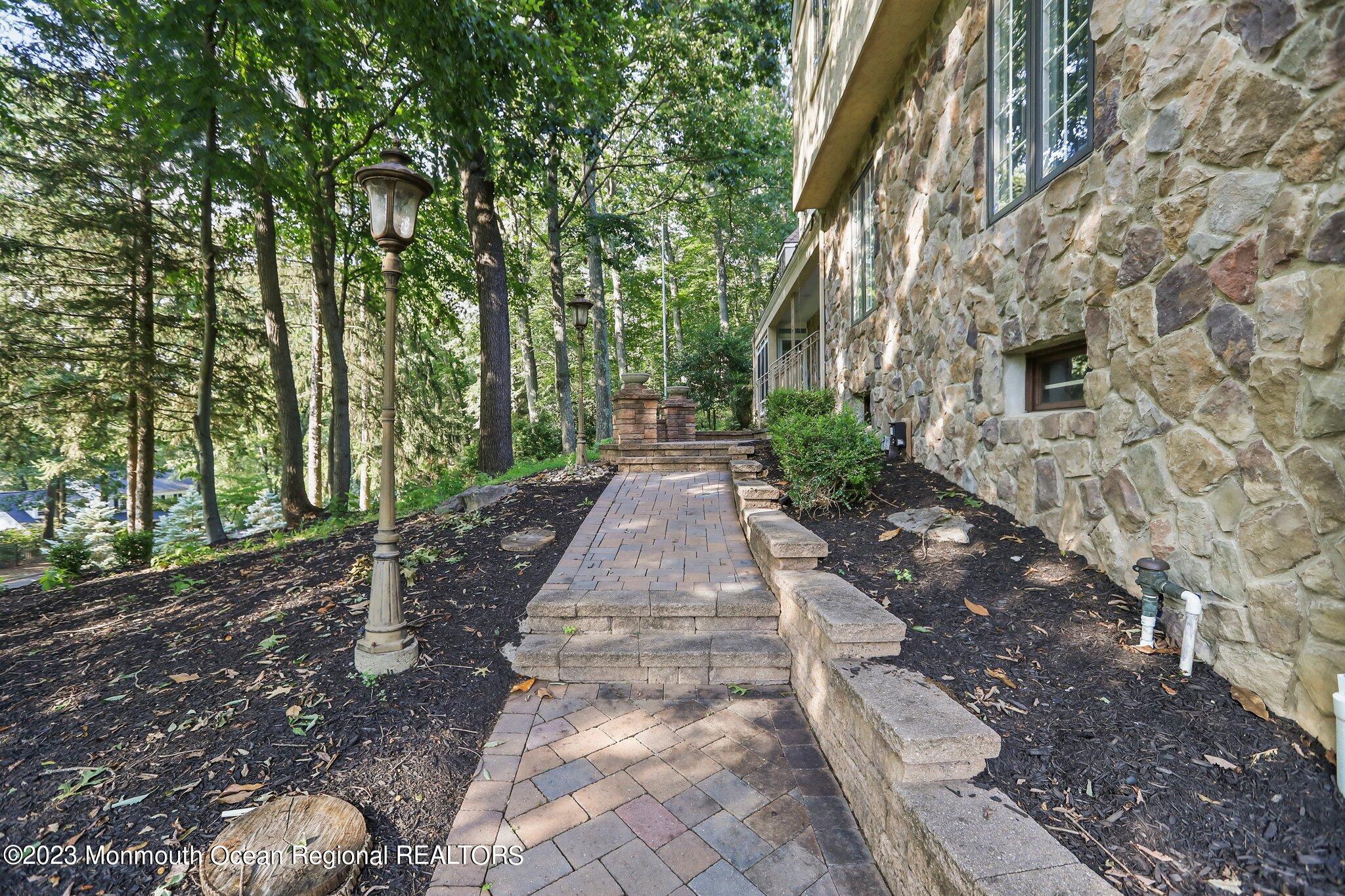 45 Glenwood Road Colts Neck, NJ 07722 - Photo 11 of 64 5W5A0286