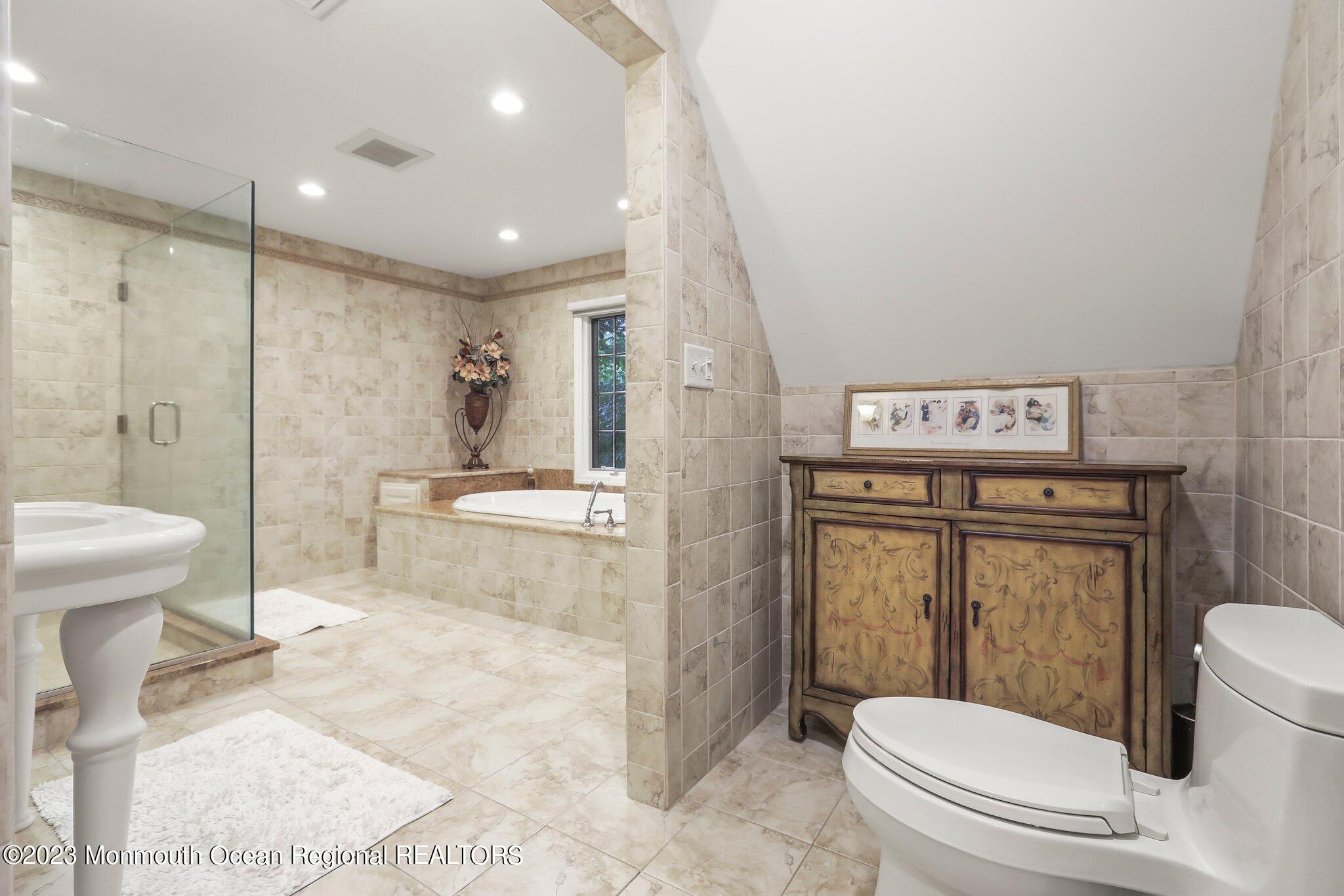 45 Glenwood Road Colts Neck, NJ 07722 - Photo 40 of 64 5W5A0071