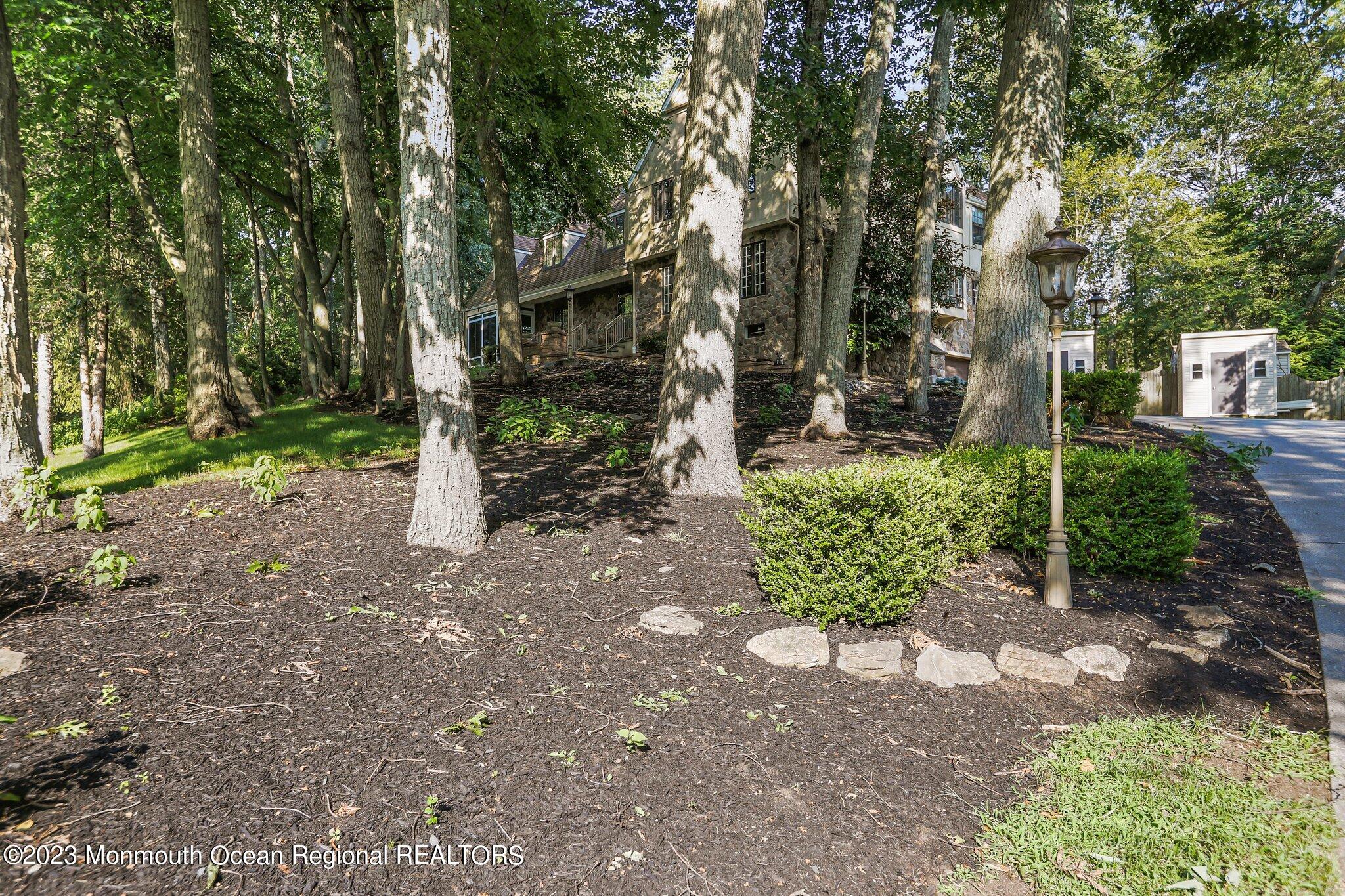 45 Glenwood Road Colts Neck, NJ 07722 - Photo 5 of 64 5W5A0311