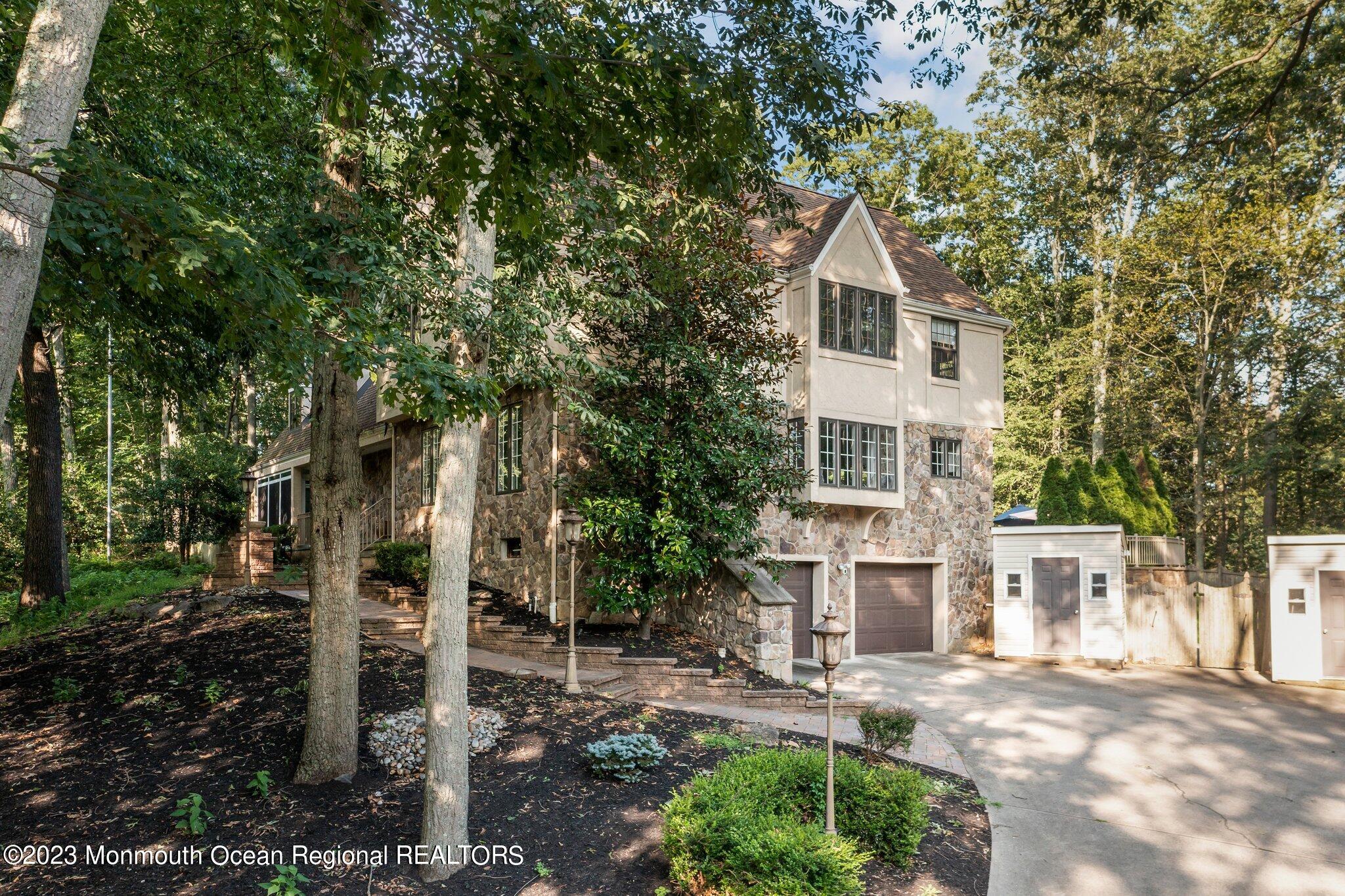 45 Glenwood Road Colts Neck, NJ 07722 - Photo 8 of 64 DJI_0254