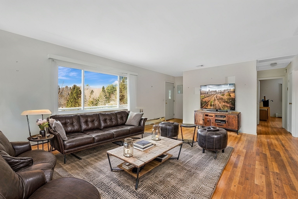 167 1/2 Palmer Road Monson, MA 01057 - Photo 11 of 36 Gallery Image 11
