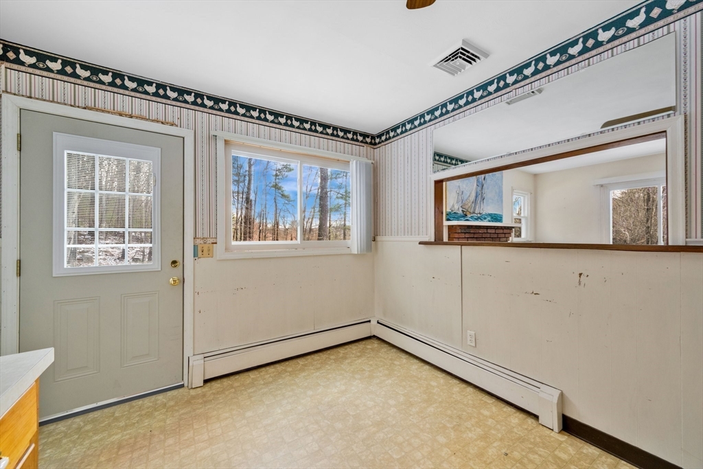 167 1/2 Palmer Road Monson, MA 01057 - Photo 18 of 36 Gallery Image 18