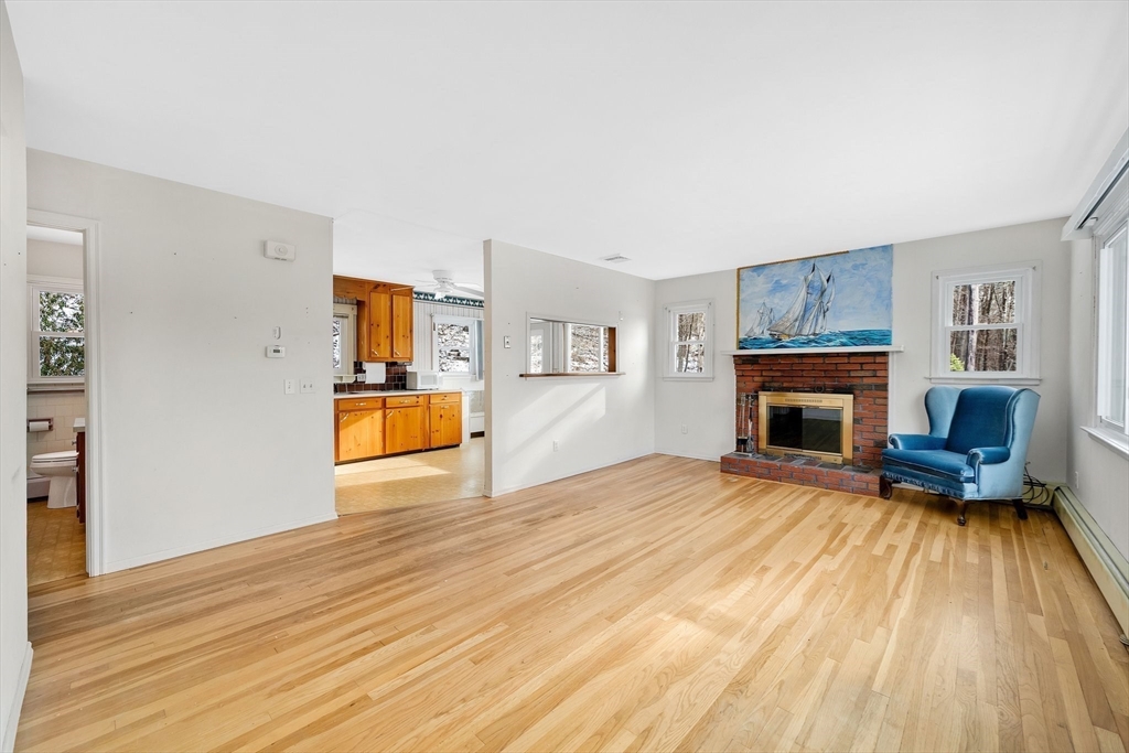 167 1/2 Palmer Road Monson, MA 01057 - Photo 7 of 36 Gallery Image 7