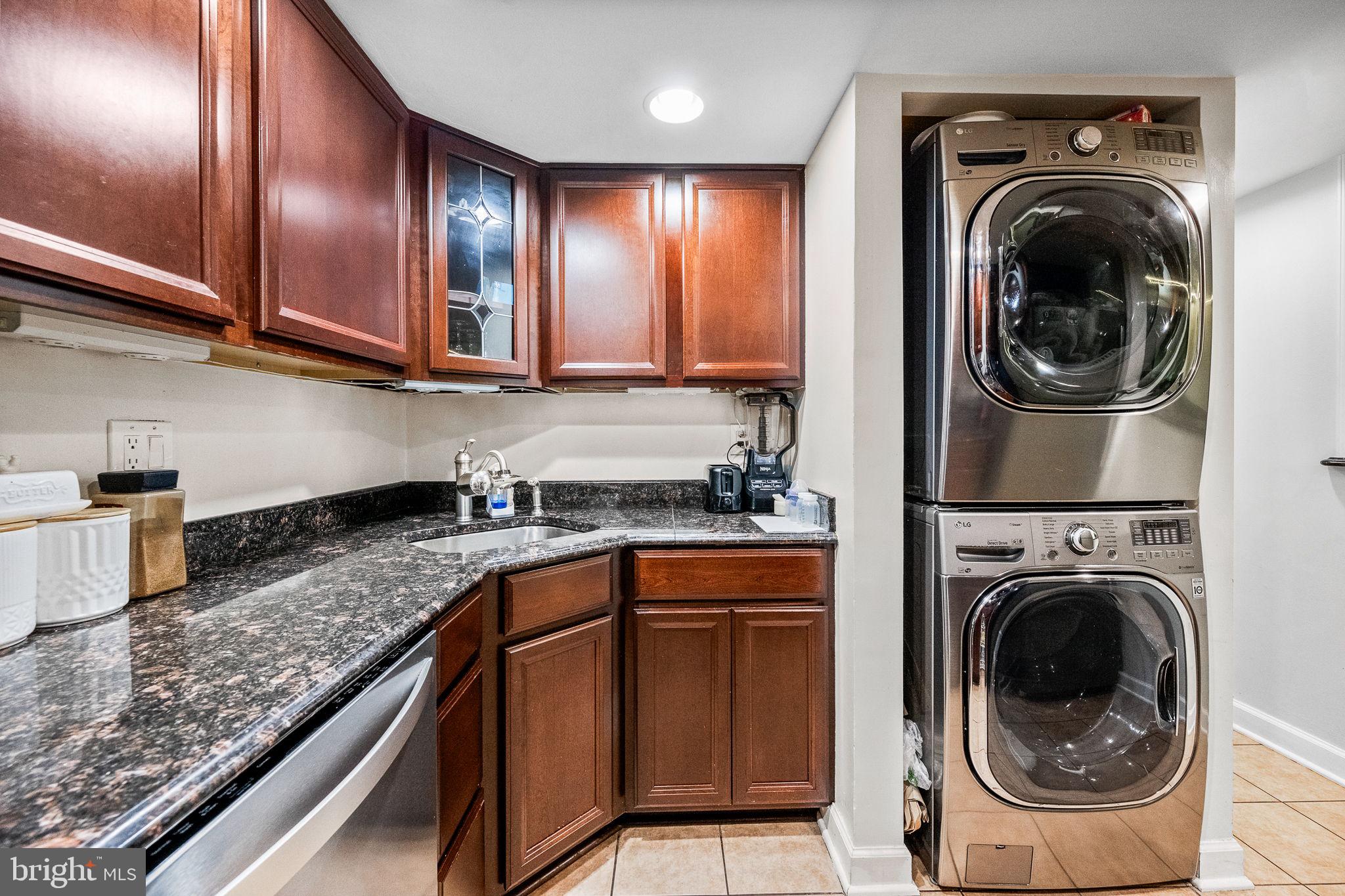 1423 Northgate Square, Unit 142311C Reston, VA 20190 - Photo 13 of 30