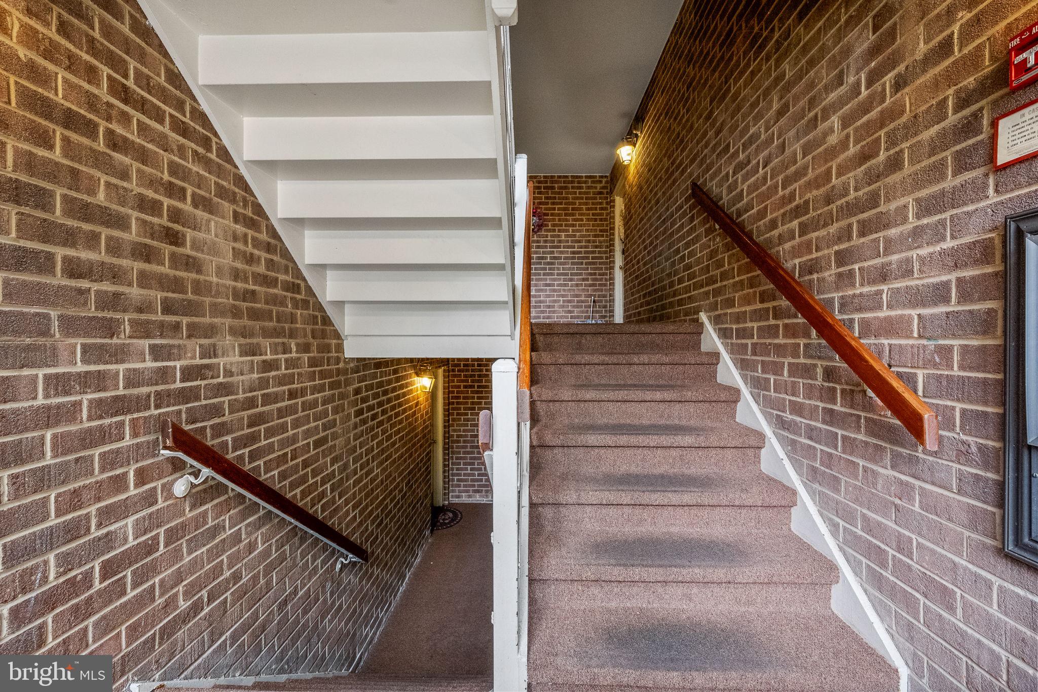 1423 Northgate Square, Unit 142311C Reston, VA 20190 - Photo 4 of 30