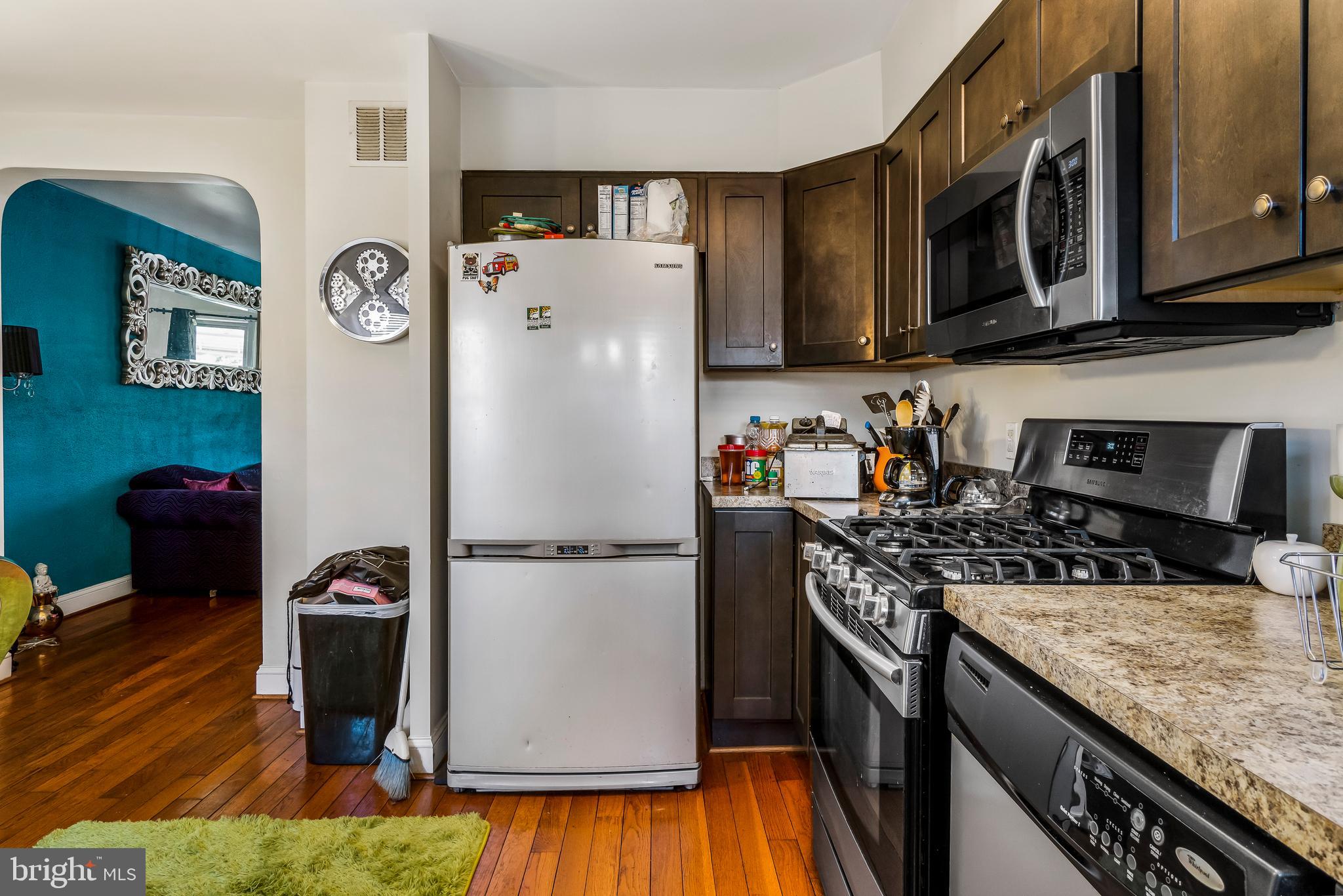 4508 Mountview Road Baltimore, MD 21229 - Photo 5 of 28 Gallery Image 5