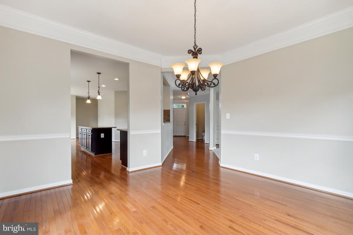 42021 Ural Drive Aldie, VA 20105 - Photo 12 of 48