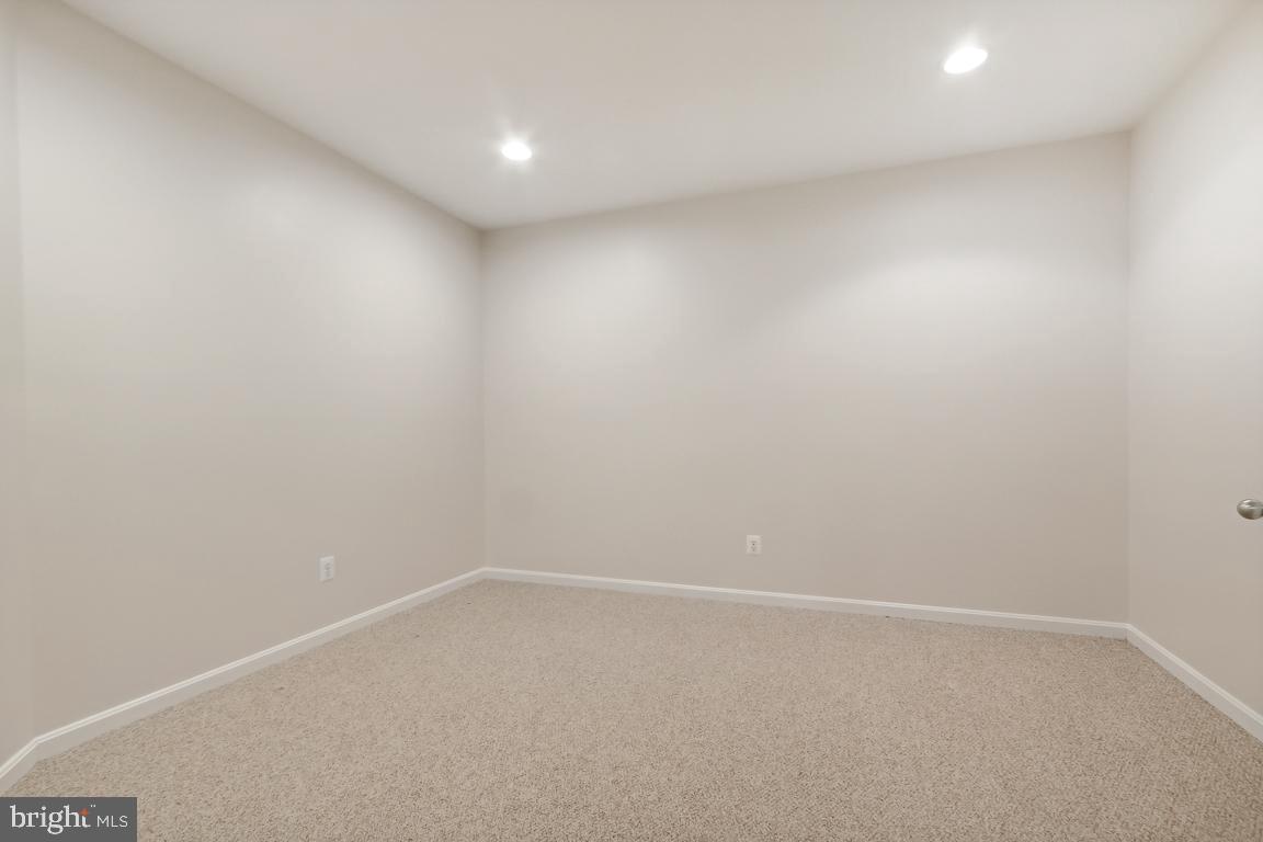 42021 Ural Drive Aldie, VA 20105 - Photo 29 of 48