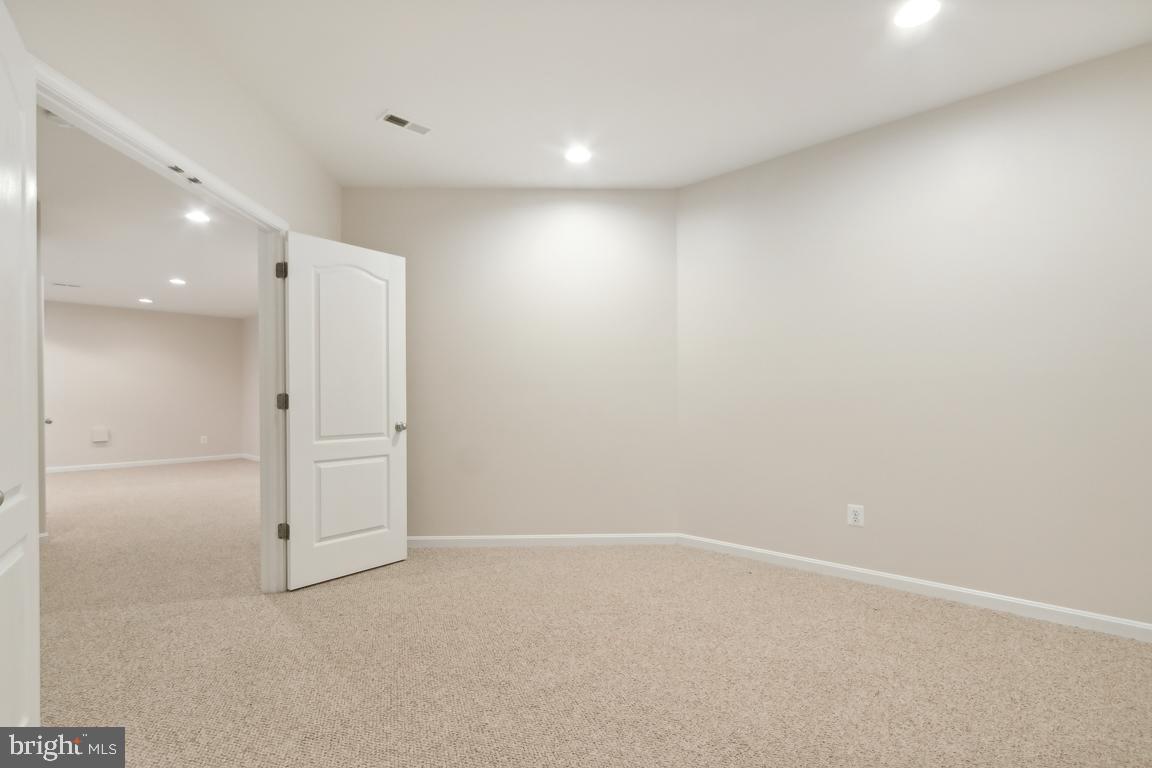 42021 Ural Drive Aldie, VA 20105 - Photo 30 of 48