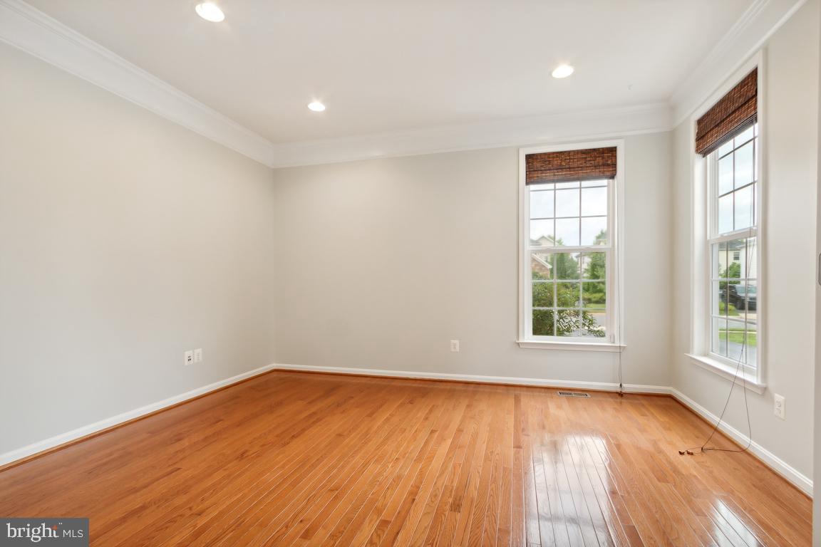 42021 Ural Drive Aldie, VA 20105 - Photo 3 of 48