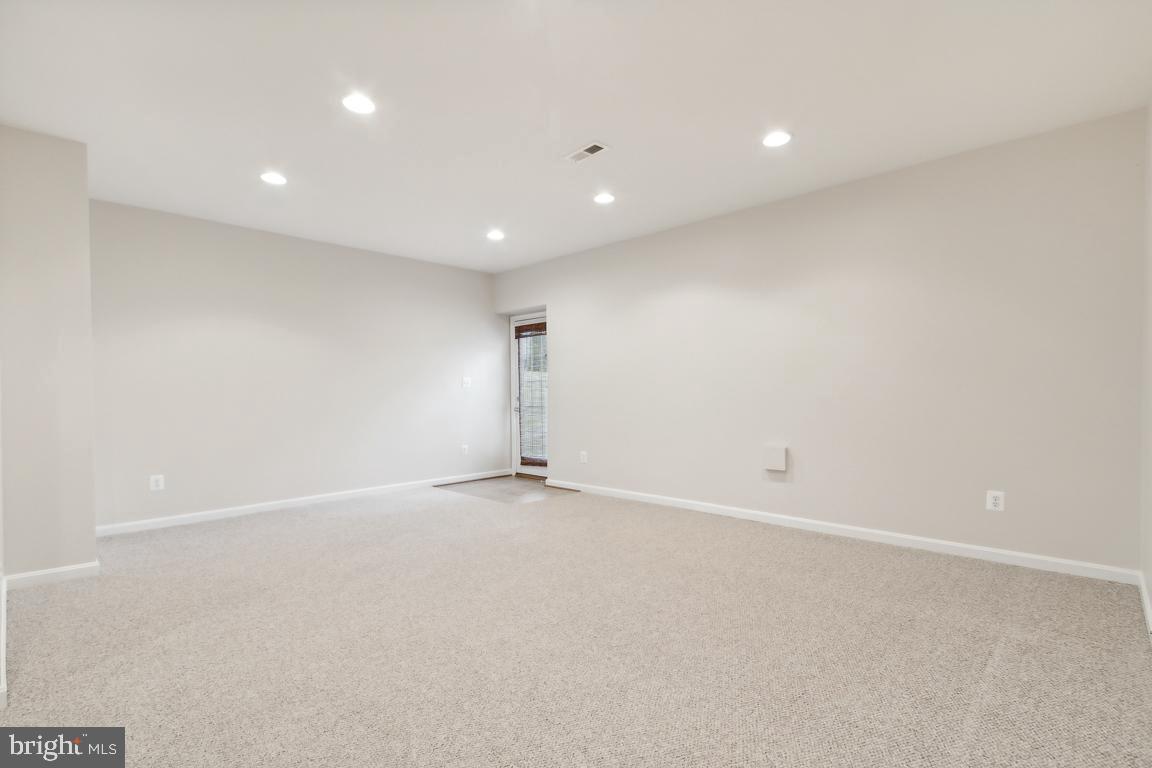 42021 Ural Drive Aldie, VA 20105 - Photo 33 of 48