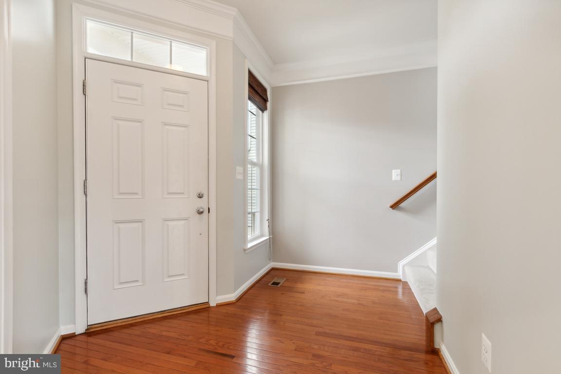 42021 Ural Drive Aldie, VA 20105 - Photo 5 of 48