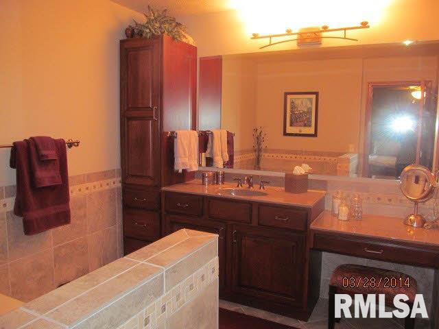 16161 Corinth Road Marion, IL 62959 - Photo 5 of 32