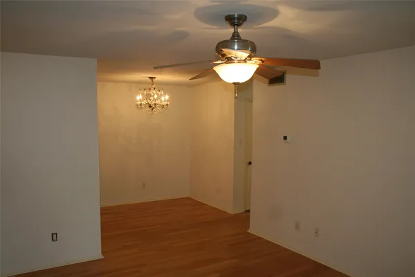 $1,600 | 8210 Bent Tree Road, Unit 113, Austin, TX 78759