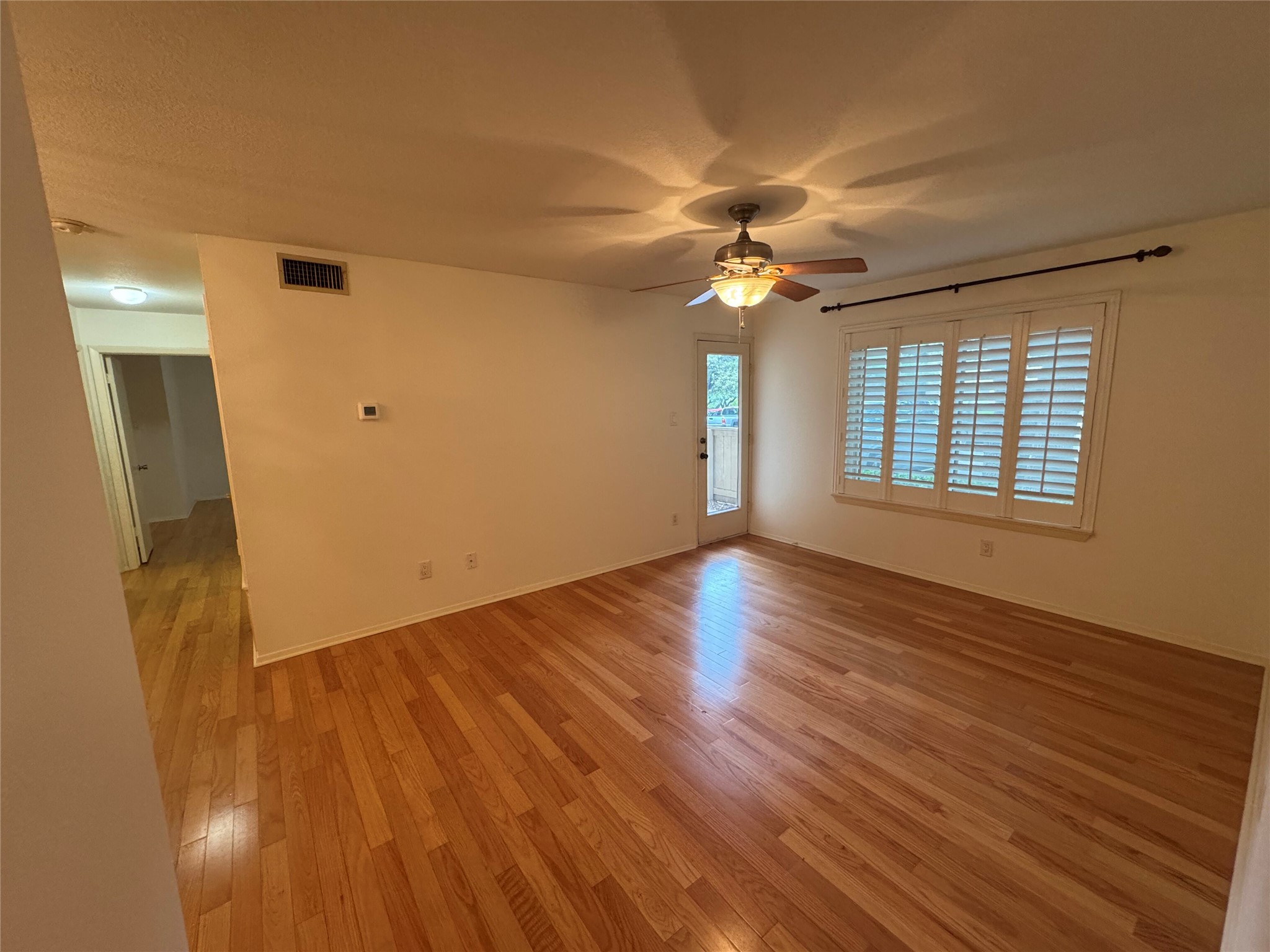 8210 Bent Tree Road, Unit 113 Austin, TX 78759 - Photo 4 of 18