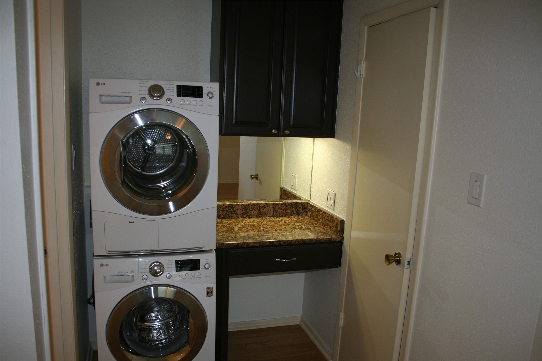 8210 Bent Tree Road, Unit 113 Austin, TX 78759 - Photo 8 of 16