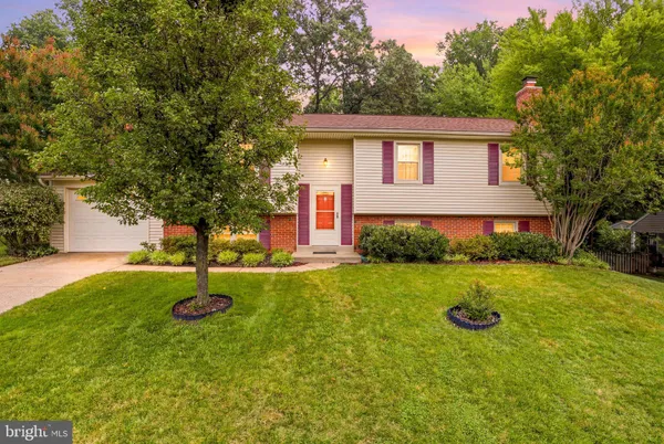 $725,000 | 4311 Still Meadow Road, Fairfax, VA 22032
