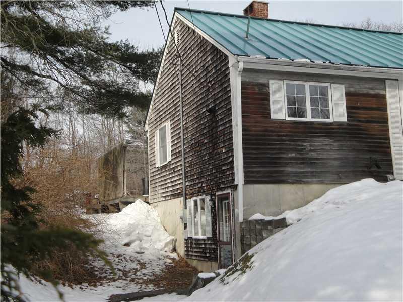 33 Hummingbird Lane Freeport, ME 04032 - Photo 4 of 10 Exterior Front.