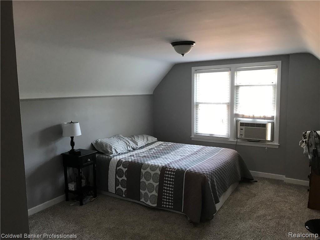 1002 Hawthorne Road Grosse Pointe Woods, MI 48236 - Photo 16 of 26