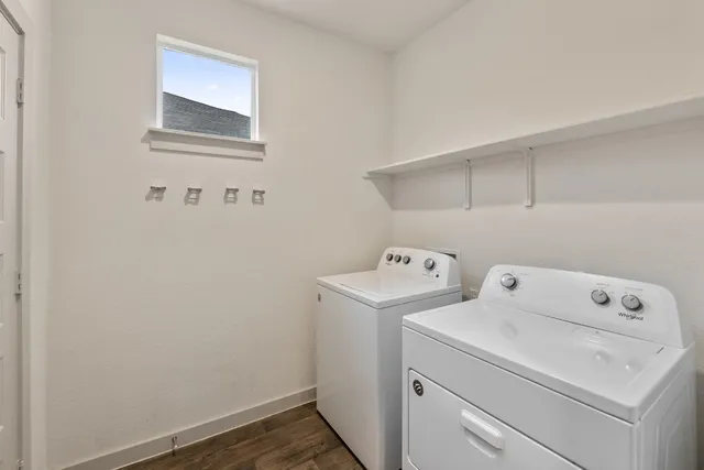 a view of utility room with washer and dryer