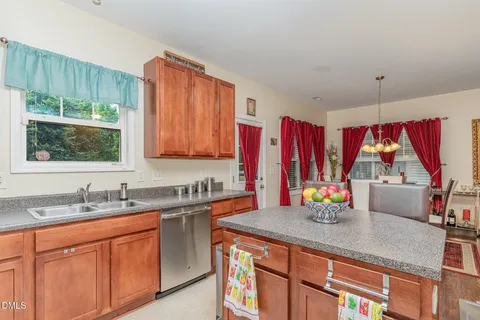 $333,000 | 2810 Catamount Court, Durham, NC 27704